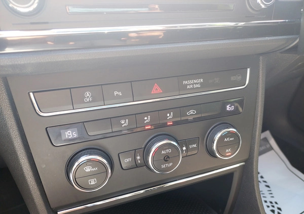 Seat Leon cena 45900 przebieg: 185000, rok produkcji 2014 z Nekla małe 352